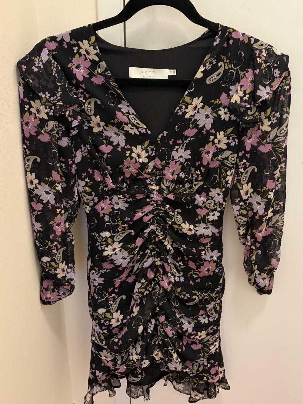 ASTR Black Floral Ruched V-Neck Mini Dress